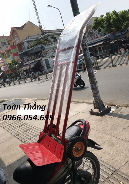 http://www.vattutoanthang.com/thiet_bi_kim_khi/xe_nang_xe_day/productid/308995/moduleid/551083/xe-day-tay-2-banh